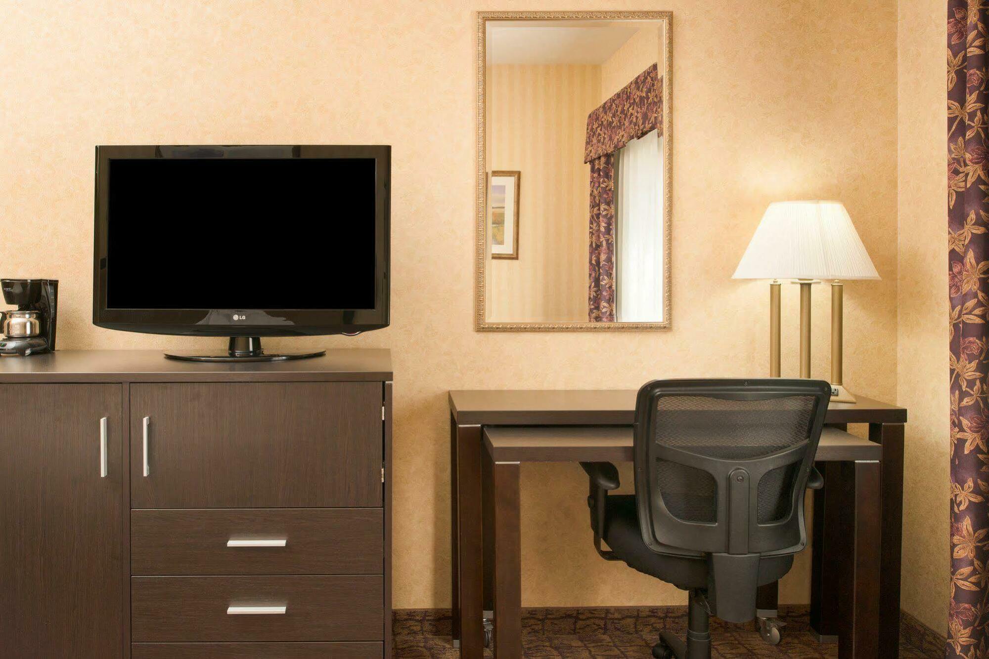 Holiday Inn Express Wenatchee By Ihg Zewnętrze zdjęcie